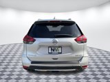Used 2020 Nissan Rogue SV image 4
