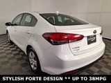 Used 2017 Kia Forte LX image 3