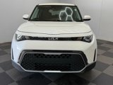 Used 2023 Kia Soul LX image 3