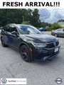 Used 2023 Volkswagen Tiguan SE R-Line image 3