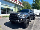 Used 2016 Toyota Tacoma TRD Off-Road image 3