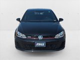 Used 2017 Volkswagen Golf S image 2
