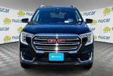 Used 2022 GMC Terrain SLT w/ Infotainment Package II image 2