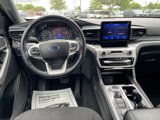 Certified 2022 Ford Explorer XLT image 2