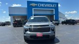 Certified 2025 Chevrolet Traverse LT image 2