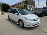 Used 2010 Toyota Sienna image 4