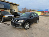 Used 2016 Nissan Rogue S image 2
