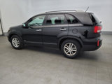 Used 2015 Kia Sorento LX image 3