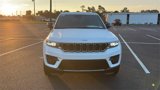New 2025 Jeep Grand Cherokee Laredo w/ Luxury Tech Group I image 2