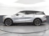 Used 2020 Lincoln Aviator Reserve w/ Equipment Group 202A image 4