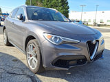 Used 2018 Alfa Romeo Stelvio Ti image 3