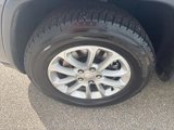 Used 2021 Jeep Grand Cherokee Laredo image 4