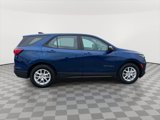 Used 2022 Chevrolet Equinox LS image 4
