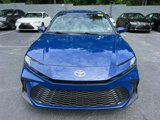Used 2025 Toyota Camry SE image 3