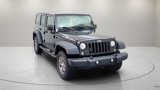 Used 2018 Jeep Wrangler Unlimited Rubicon w/ Connectivity Group image 2