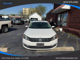 Used 2013 Volkswagen Passat TDI SE image 3