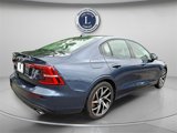 Used 2019 Volvo S60 T6 Momentum w/ Premium Package image 6