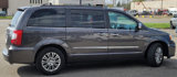 Used 2015 Chrysler Town & Country Touring-L w/ Driver Convenience Group image 5