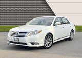 Used 2011 Toyota Avalon image 2