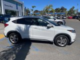 Used 2017 Honda HR-V EX-L image 3