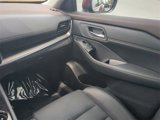 Used 2022 Nissan Rogue SV w/ SV Premium Package image 6
