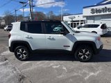 Used 2022 Jeep Renegade Trailhawk image 2