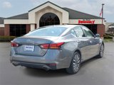 Used 2023 Nissan Altima 2.5 SV image 4