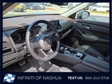 Used 2022 Nissan Rogue SL image 4
