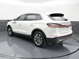 Used 2022 Lincoln Nautilus FWD w/ Premium Package image 5