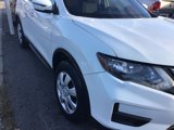 Used 2017 Nissan Rogue S image 5