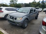 Used 2017 Nissan Frontier SV image 2