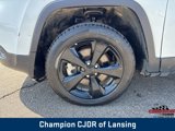 Used 2017 Jeep Cherokee Altitude image 2
