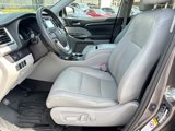 Used 2015 Toyota Highlander Limited image 3