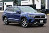 Used 2023 Volkswagen Taos SE image 2