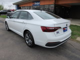 Used 2024 Volkswagen Jetta SE image 3
