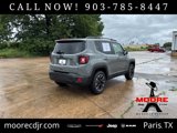 Used 2023 Jeep Renegade Latitude image 3