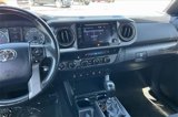 Used 2017 Toyota Tacoma TRD Off-Road image 5