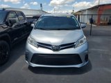 Used 2020 Toyota Sienna LE image 2