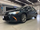 Used 2016 Toyota Camry SE image 3