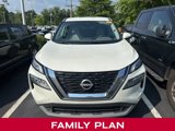 Used 2023 Nissan Rogue SV image 3