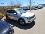 Used 2021 Volkswagen Tiguan SE image 2