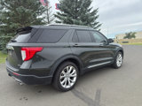 Used 2022 Ford Explorer Platinum w/ Technology Package image 5