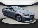 Used 2024 Nissan Altima 2.5 SV image 3
