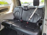Used 2023 Chrysler Pacifica Touring-L image 5