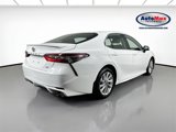 Used 2021 Toyota Camry SE image 2