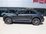 Certified 2025 Porsche Macan Turbo image 2