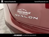 Used 2018 Toyota Avalon Limited image 3