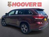Used 2019 Toyota Highlander LE image 5