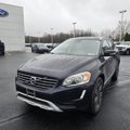 Used 2017 Volvo XC60 T5 Dynamic image 3