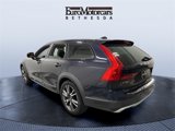 Used 2017 Volvo V90 T6 Cross Country image 3